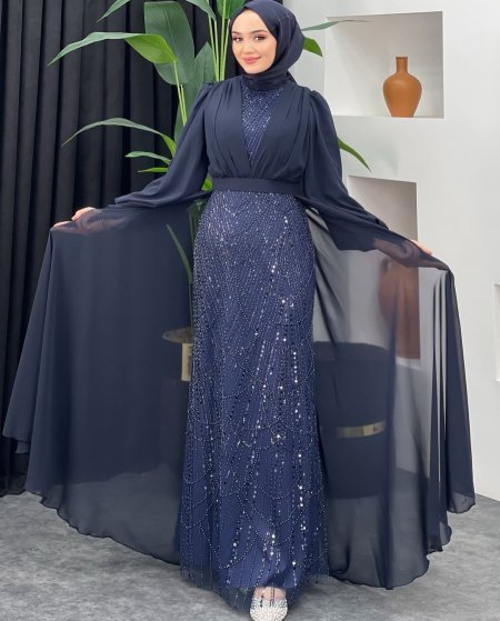 فستان سحبة خرز مع ردة شيفون